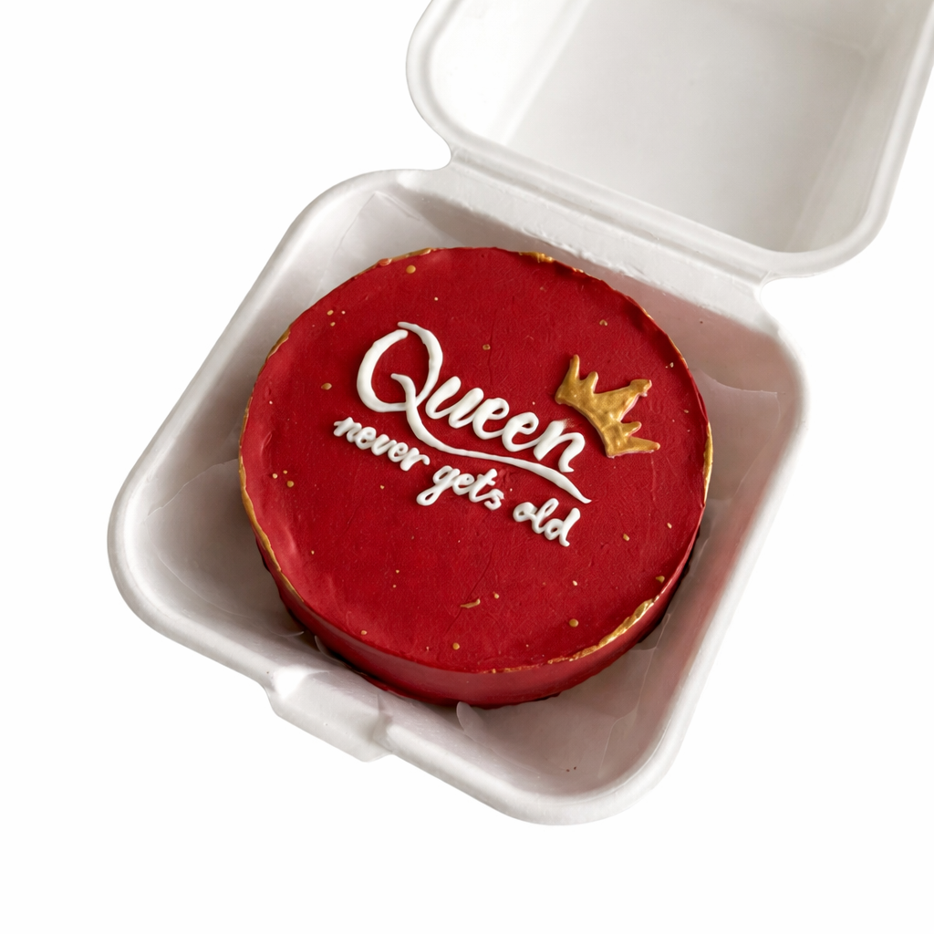 Queen Never Gets Old Bento Cake