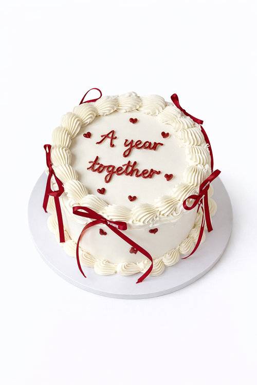 Cream Frosted Anniversary Cake for Couples